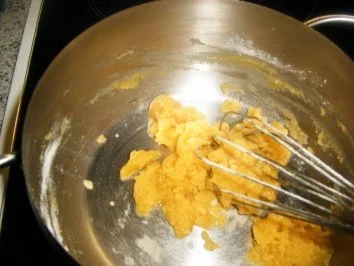 Rezept: Petersiliensoße mit gekochten Rindfleisch Bild Nr. 4 Petersiliensoße mit gekochten Rindfleisch - Rezept - Bild Nr. 4