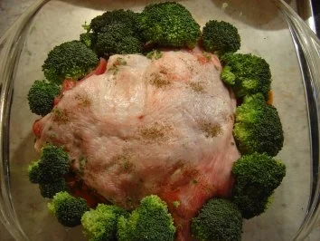 Putenoberkeule im Broccolie-Möhrenbett - Rezept - Bild Nr. 4