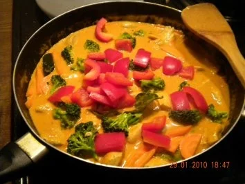 Rezept: Hühnchen Curry Bild Nr. 2 Hühnchen Curry - Rezept - Bild Nr. 2