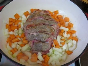 Rezept: Schweinebraten mit cremige Sahne Sauce. Schweinebraten mit cremige Sahne Sauce. - Rezept