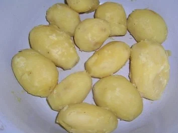 Rezept: Russenei - rheinische Art und der Klassiker aus den 60er Jahren - wir essen es eigentlich immer am Rosenmontag Bild Nr. 4 Russenei - rheinische Art und der Klassiker aus den 60er Jahren - wir essen es eigentlich immer am Rosenmontag - Rezept - Bild Nr. 4