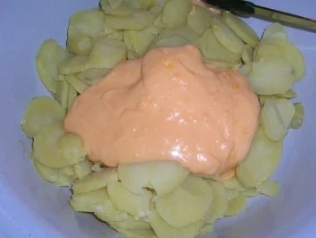 Rezept: Russenei - rheinische Art und der Klassiker aus den 60er Jahren - wir essen es eigentlich immer am Rosenmontag Bild Nr. 5 Russenei - rheinische Art und der Klassiker aus den 60er Jahren - wir essen es eigentlich immer am Rosenmontag - Rezept - Bild Nr. 5