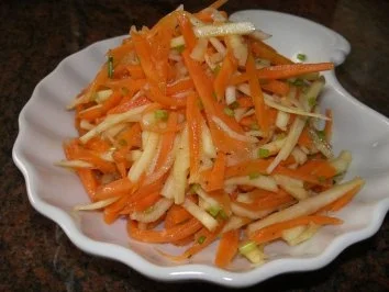 Rezept: Salatbar: KAROTTEN - PASTINAKEN - SALAT Salatbar: KAROTTEN - PASTINAKEN - SALAT - Rezept