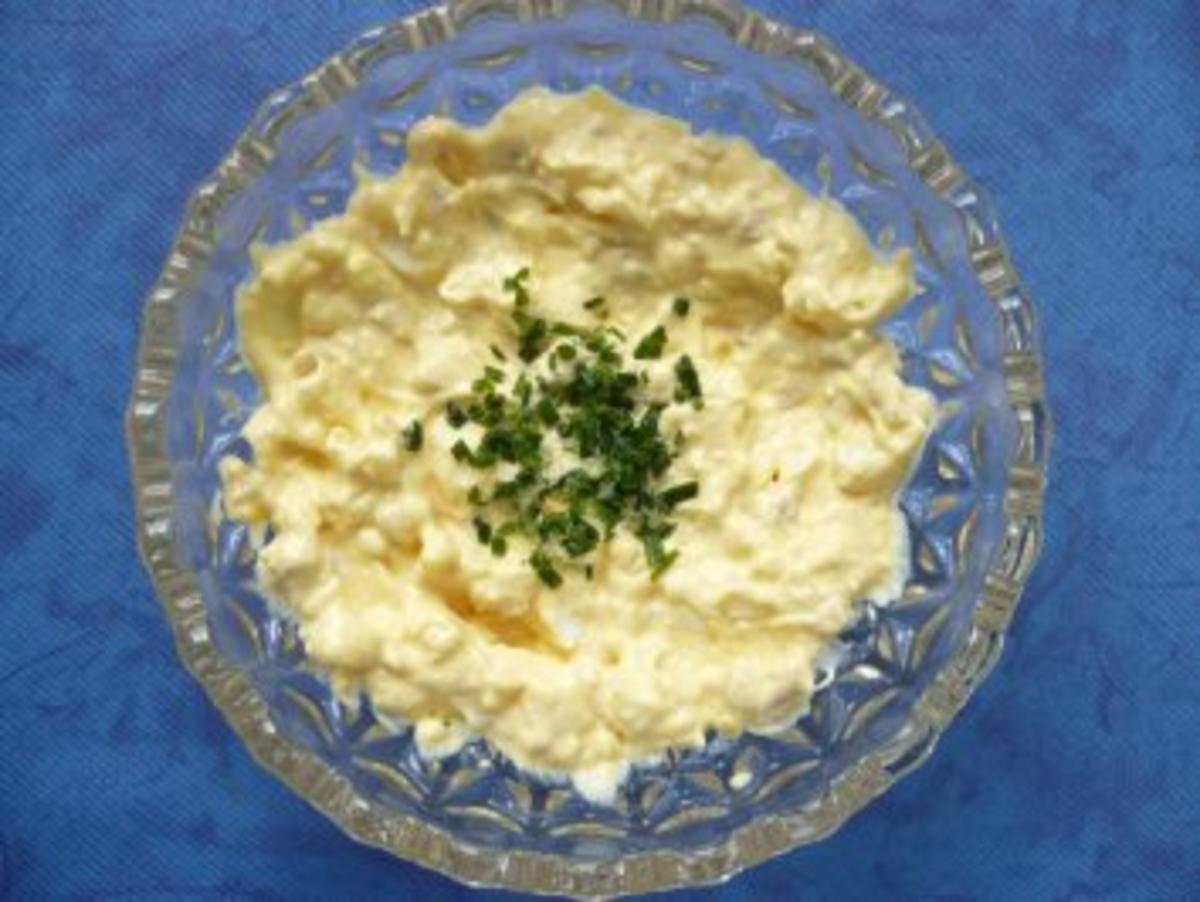 Eiersalat auch als Brotaufstrich geeignet - Rezept mit Bild - kochbar.de