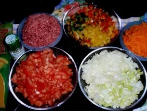 Rezept: Gemüse-Hackfleisch-Pasta mit Spaghetti Bild Nr. 2 Gemüse-Hackfleisch-Pasta mit Spaghetti - Rezept - Bild Nr. 2