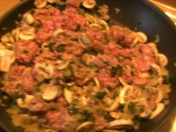 Rezept: Pikantes Backen: Hackfleisch-Pastete Bild Nr. 4 Pikantes Backen: Hackfleisch-Pastete - Rezept - Bild Nr. 4