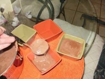 Rezept: Pudding - Schokolade, Rum und Sahne- eine leckere Kreme Bild Nr. 4 Pudding - Schokolade, Rum und Sahne- eine leckere Kreme - Rezept - Bild Nr. 4