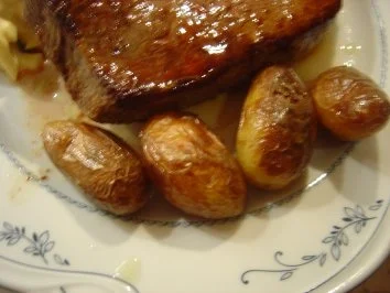 Rezept: Hüftsteak mit "Bröderkes" Hüftsteak mit "Bröderkes" - Rezept