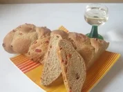 Rezept: Paprika-Dinkel-Walnuss-Zopf Paprika-Dinkel-Walnuss-Zopf - Rezept