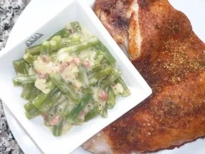 Gegrillter Putenflügel mit Speckböhnchen - Rezept