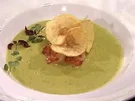 Brunnenkressesuppe mit Kartoffelstroh - Rezept
