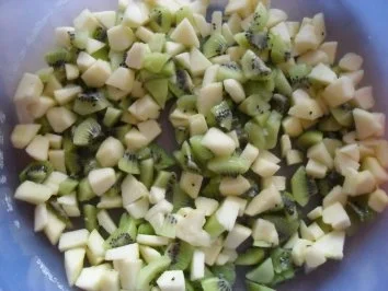 Rezept: Obstsalat Bild Nr. 4 Obstsalat - Rezept - Bild Nr. 4