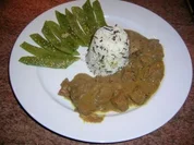 Rezept: Indonesischer Schmortopf an Wildreis mit in Sesam geschwenkten groรen langen Bohnen (Hauptgang zum G.... Menรผ Indonesischer Schmortopf an Wildreis mit in Sesam geschwenkten groรen langen Bohnen (Hauptgang zum G.... Menรผ - Rezept