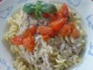 Nudeln mit Thunfischsoße - Rezept