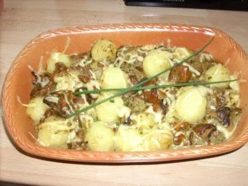 Knödel-Auflauf m Pilzrahm - Rezept