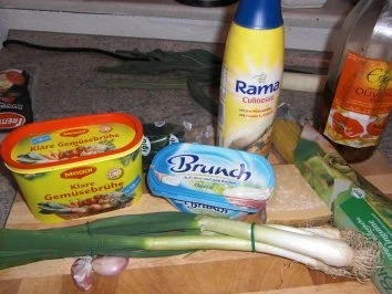 Rezept: Nudeln mit Spinat-Soße Bild Nr. 2 Nudeln mit Spinat-Soße - Rezept - Bild Nr. 2