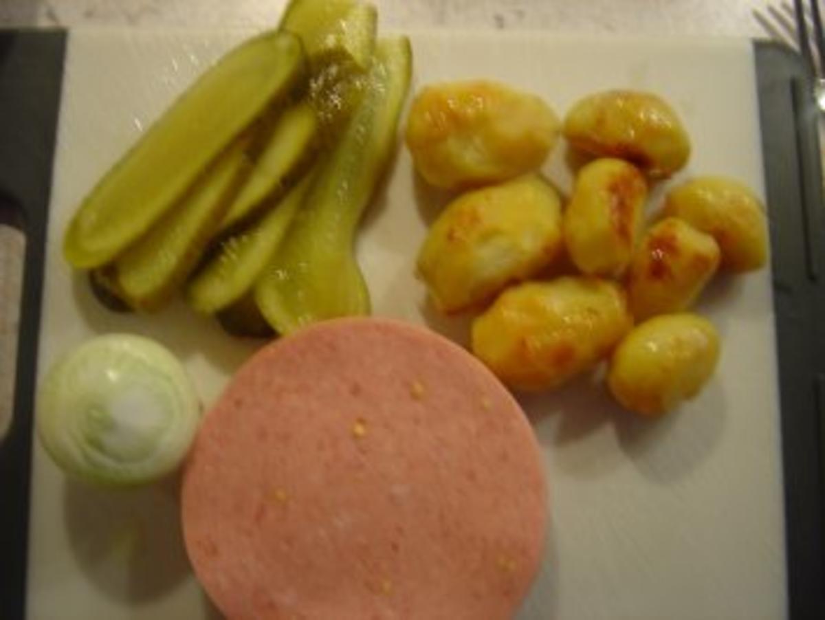 Kartoffel-Wurst-Salat ohne Mayonnaise - Rezept - Bild Nr. 2
