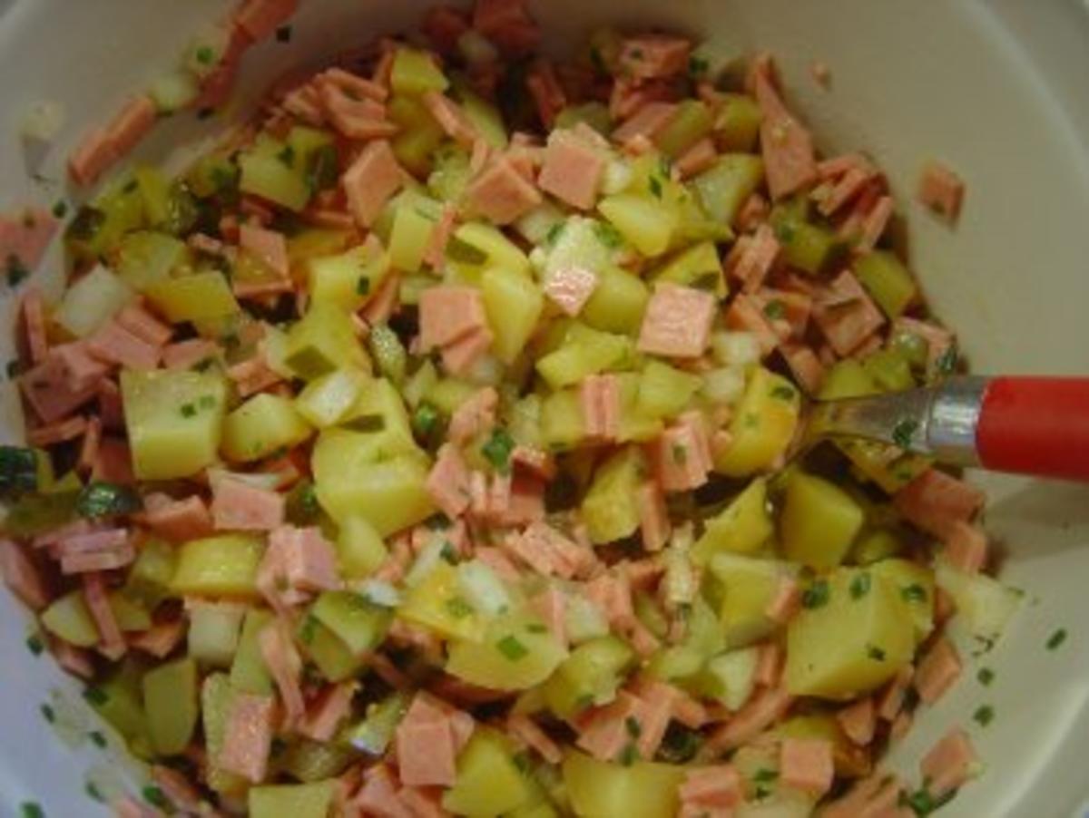 Kartoffel-Wurst-Salat ohne Mayonnaise - Rezept - Bild Nr. 5