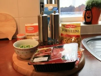 Tortellini mit Hack-Käse-Sosse - Rezept - Bild Nr. 2