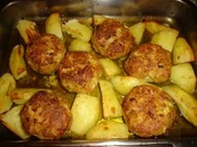 Rezept: HACKBALLEN MIT KARTOFFELN IM OFEN HACKBALLEN MIT KARTOFFELN IM OFEN - Rezept