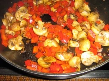 Rezept: Gratinierte Hähnchen-Nudeln Bild Nr. 6 Gratinierte Hähnchen-Nudeln - Rezept - Bild Nr. 6