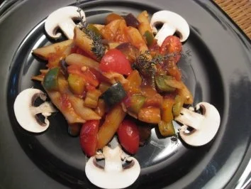 Mediteraner Nudelsalat - Rezept