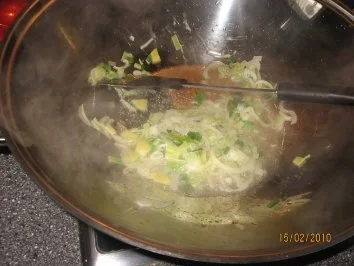 Gemüse-Wok mit Garnelen - Rezept - Bild Nr. 7