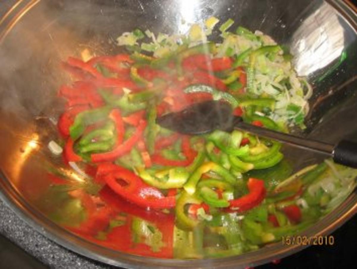 Gemüse-Wok mit Garnelen - Rezept - Bild Nr. 8