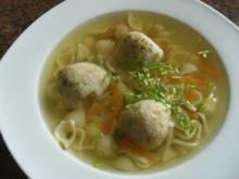Suppe:   RINDFLEISCHBRÜHE mit Marklößchen - Rezept