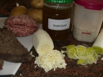 Suppe:  GRAUPENSUPPE .... mit Mettbällchen - Rezept - Bild Nr. 2