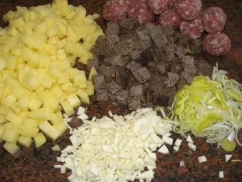 Suppe:  GRAUPENSUPPE .... mit Mettbällchen - Rezept - Bild Nr. 3