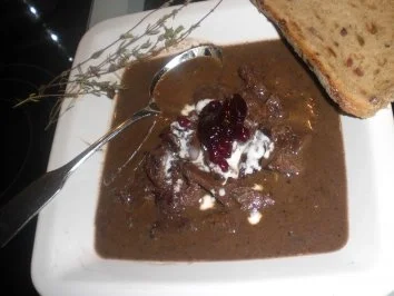 Rezept: Wildsuppe vom Reh Wildsuppe vom Reh - Rezept