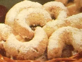 Rezept: Vanille Kipferl Vanille Kipferl - Rezept