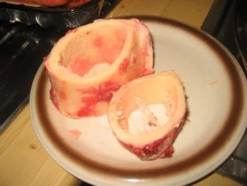 Rezept: Suppe: Lisa's Markklößchen Suppe Bild Nr. 4 Suppe: Lisa's Markklößchen Suppe - Rezept - Bild Nr. 4