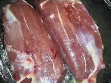 Entenbrust mit Preiselbeersoße an geschmortem Chicoree mit gefüllten Klösen - Rezept - Bild Nr. 6