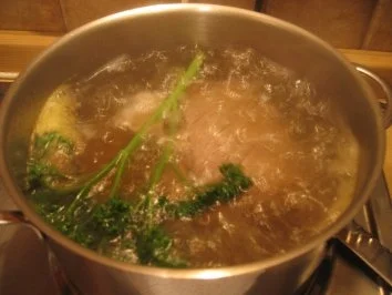 Suppe: Geröstetes Rindfleisch Süppchen! - Rezept - Bild Nr. 2