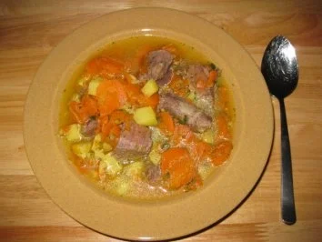 Rezept: Möhreneintopf mit Rindfleisch Möhreneintopf mit Rindfleisch - Rezept