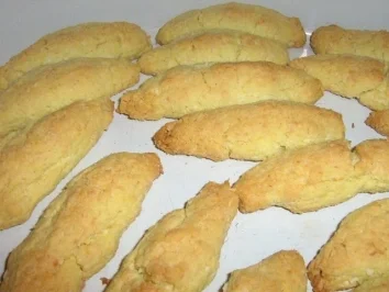 Rezept: Kokos Kipferl Kokos Kipferl - Rezept