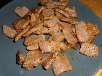 Rezept: Gorgonzola-Lamm mit grünen Bandnudeln Bild Nr. 2 Gorgonzola-Lamm mit grünen Bandnudeln - Rezept - Bild Nr. 2