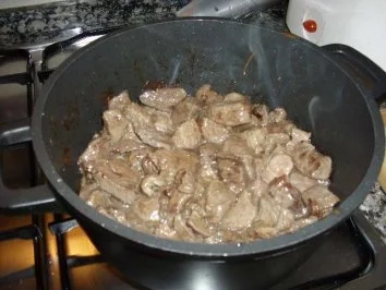 Gulasch nach Gerda`s Rezept - Rezept - Bild Nr. 3