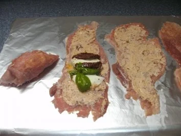 Rezept: Schnitzelröllchen " mediteran " Bild Nr. 2 Schnitzelröllchen " mediteran " - Rezept - Bild Nr. 2