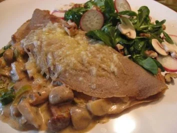 Rezept: Buchweizenpfannkuchen gefüllt mit Pilzragout Bild Nr. 2 Buchweizenpfannkuchen gefüllt mit Pilzragout - Rezept - Bild Nr. 2