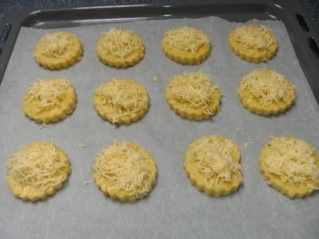 Rezept: überbackene Polentaplätzchen Bild Nr. 4 überbackene Polentaplätzchen - Rezept - Bild Nr. 4