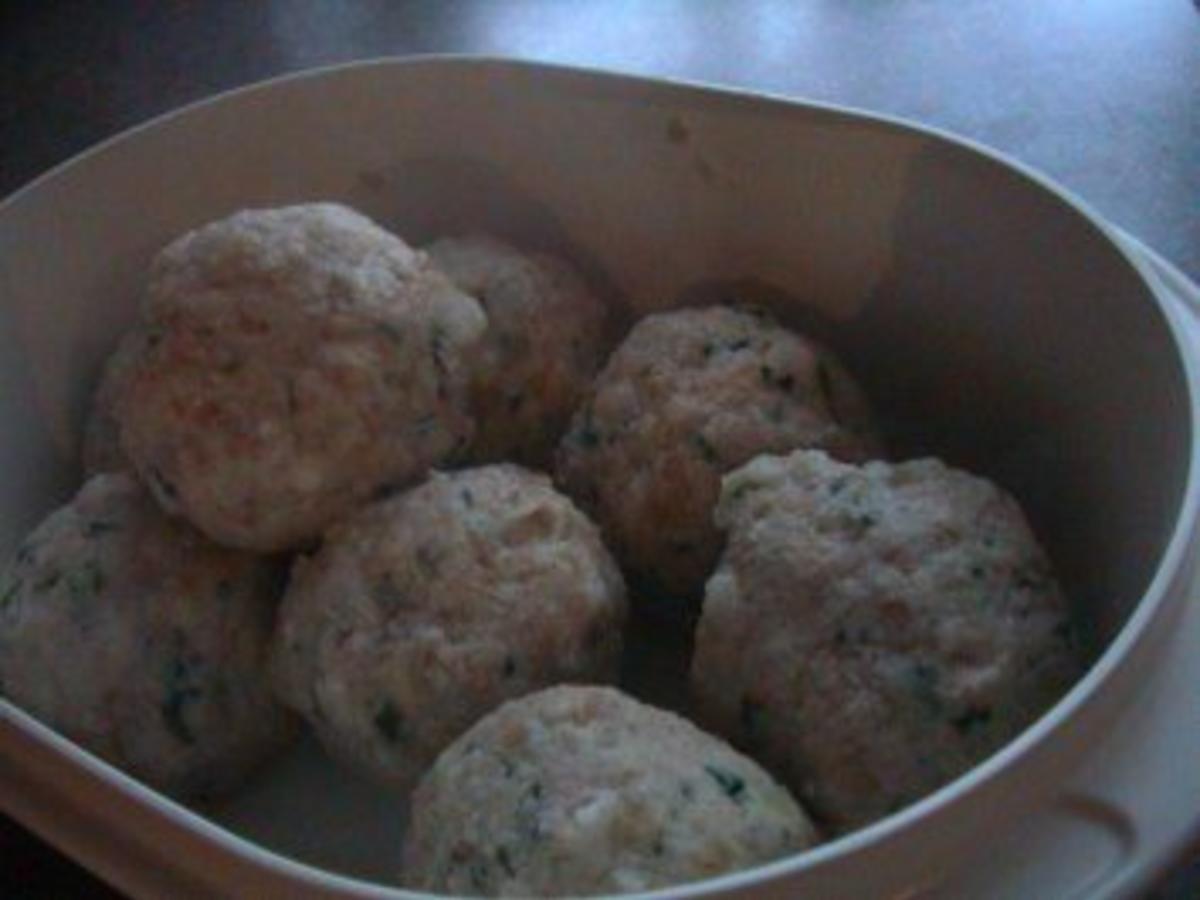 Weckknödel - Rezept mit Bild - kochbar.de