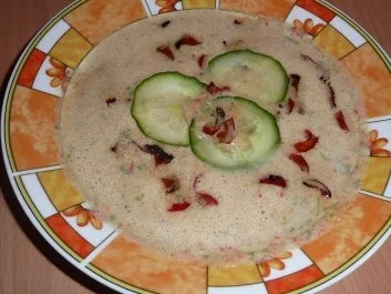 Rezept: Süppchen: Gurkensuppe Süppchen: Gurkensuppe - Rezept