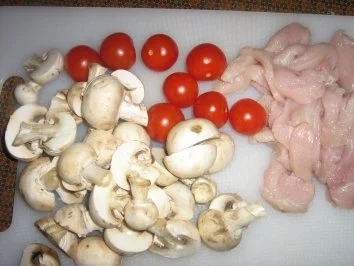 Chili-Hähnchentopf mit Gemüse und Penne - Rezept - Bild Nr. 2