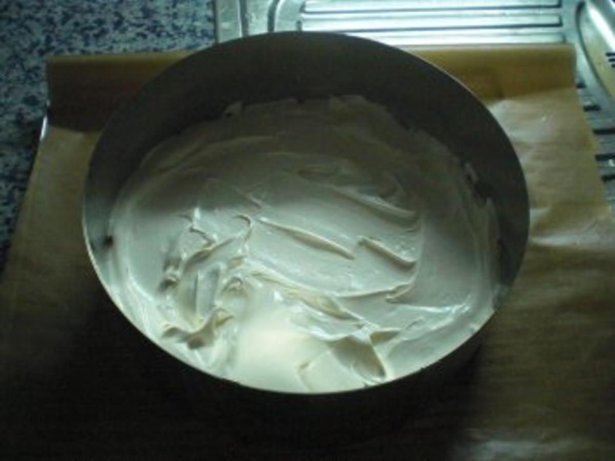 Kuchen_Erdbeersahnetorte von Lumara - 200 kcal/100g
