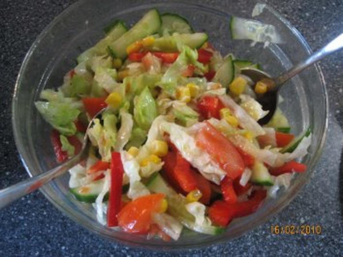 gemischter Salat mit Limettensoße („Türkischeart“ z.B. für  Lahmacun) - Rezept