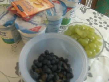 Sahnetorte  mit  fruchtiger  Knusperfüllung - Rezept - Bild Nr. 8