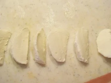 kleiner Snack - Tomate - Mozarella - Häppchen - Rezept - Bild Nr. 2